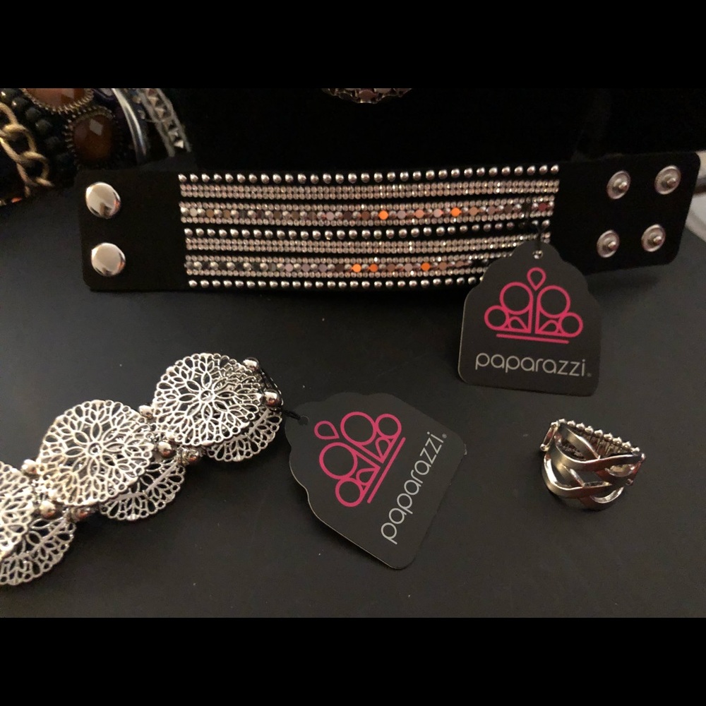 Jewelry - Picture 2 of 3